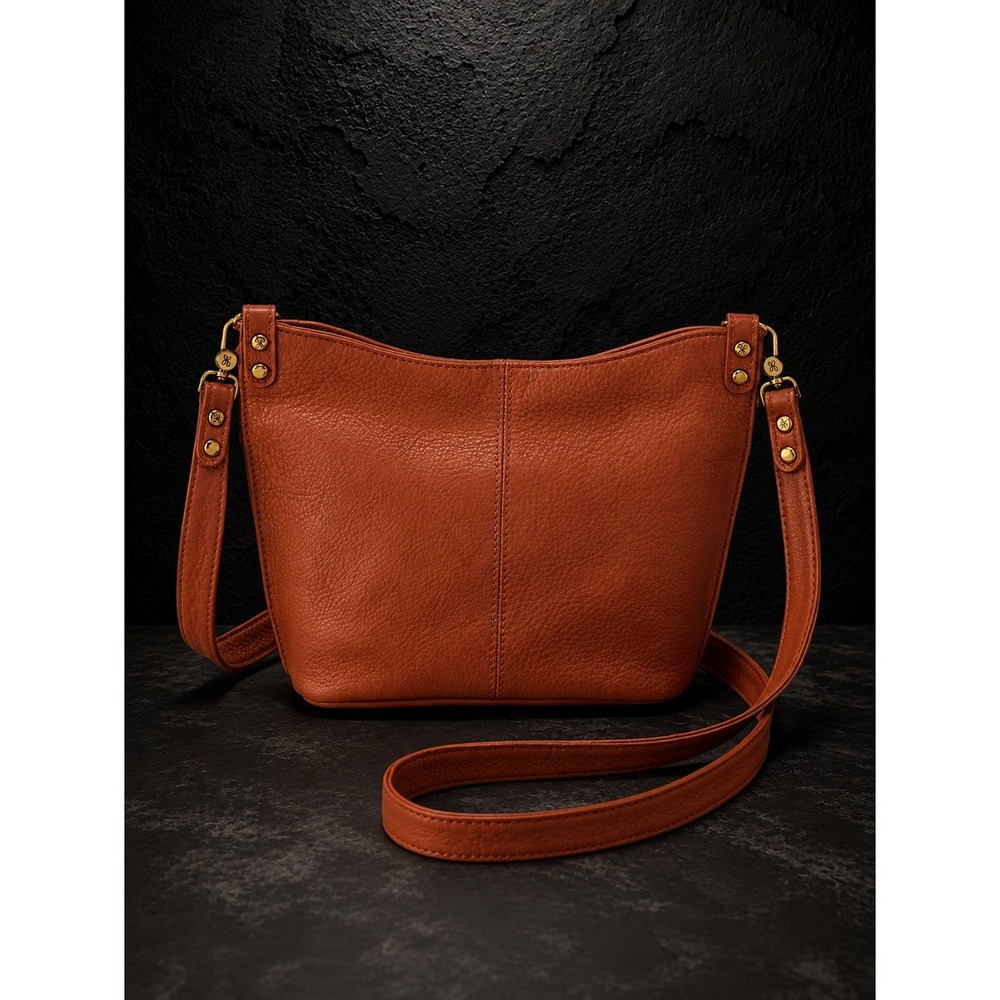 Hobo Pier Crossbody Bag Congac Brown Leather Adjustable Strap Magnetic Closure